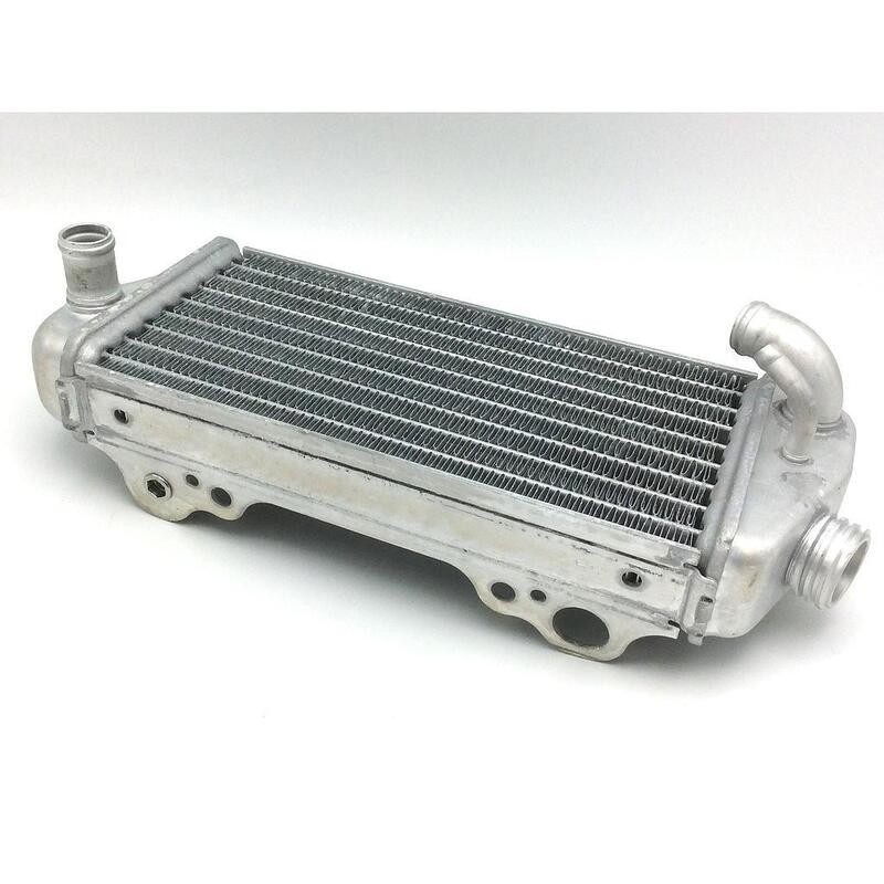 Radiateur BIHR - Rieju MRT 50 / MRT 50 Pro Radiateur BIHR - Rieju MRT 50 / MRT 50 Pro